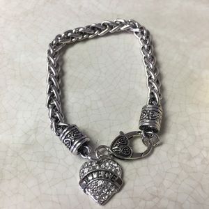 "Niece" bracelet 8” length